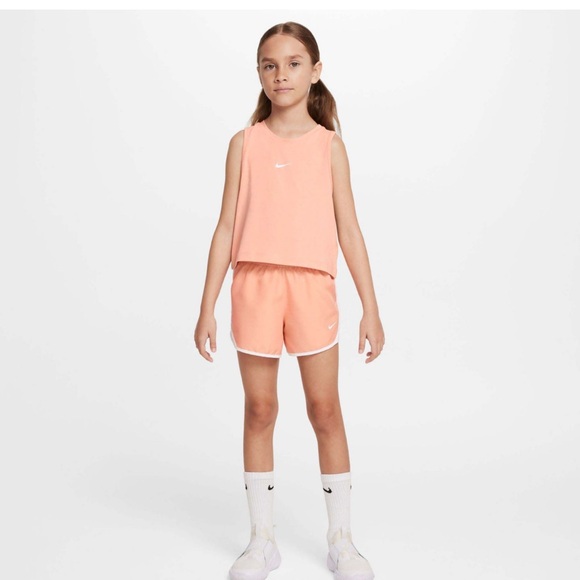 NWT Lot Of 3 Nike Dri Fit Jacket, Tank Top & Running Shorts Set Girls Size Large - Picture 9 of 10